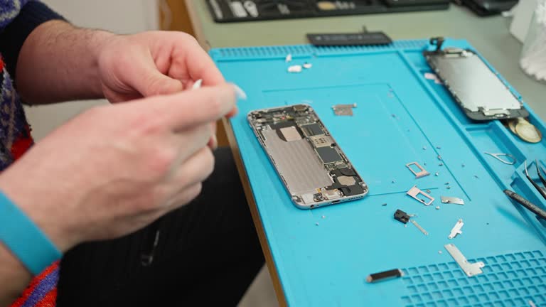 Quels types de dommages d’écran de téléphone pouvez-vous réparer à Lyon 6 ?